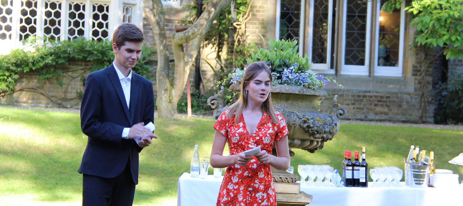 --01featured-image-les-phil-garden-party1